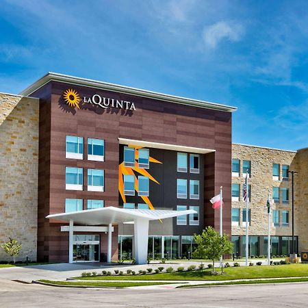 La Quinta Inn & Suites By Wyndham Terrell Exteriér fotografie