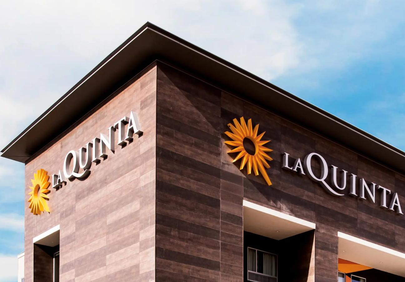 La Quinta Inn & Suites By Wyndham Terrell Exteriér fotografie